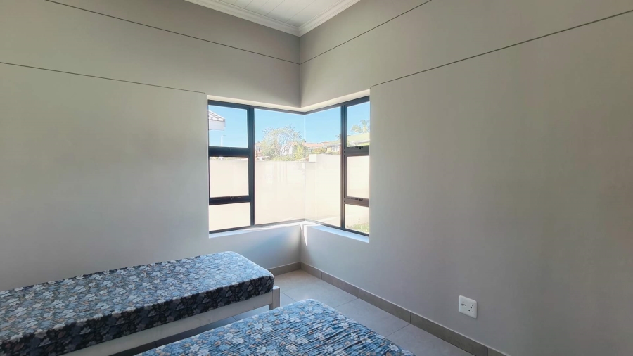 3 Bedroom Property for Sale in Hartenbos Heuwels Western Cape